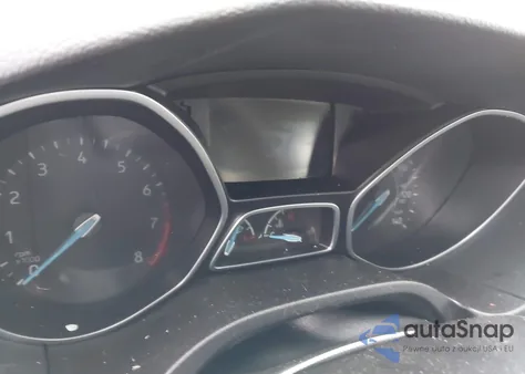 2016 Ford Focus S z USA, uszkodzony, nr VIN 1FADP3E27GL397648